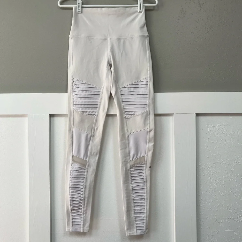Alo High-Waist Moto Legging in White/White Glossy